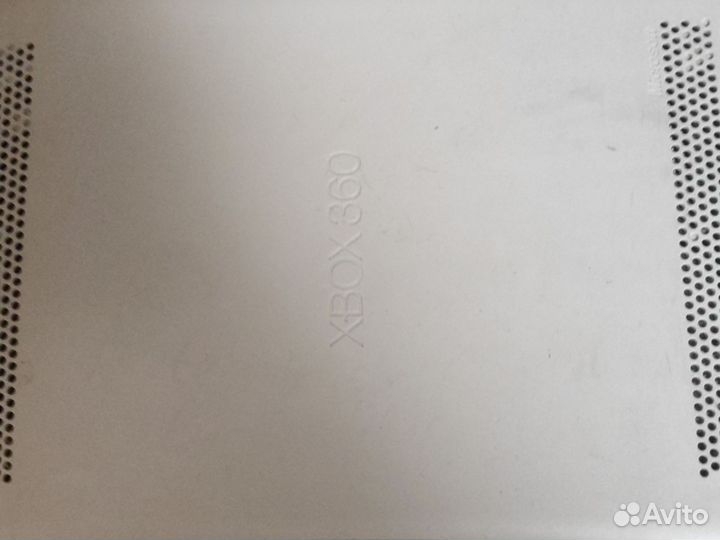 Продаю Xbox 360,в профиле есть на него диски