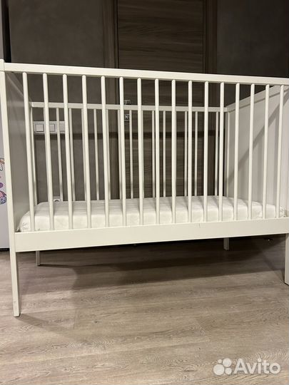 Детская кровать IKEA с матрасом