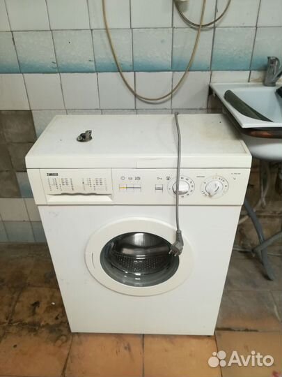 Стиральная машина на запчасти zanussi