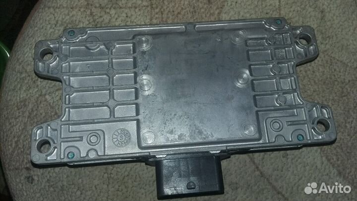 Блок управления двс и блок управления АКПП на ниса