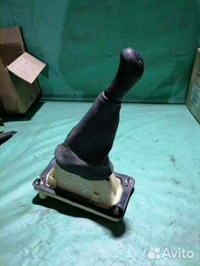 Селектор кпп Renault Logan