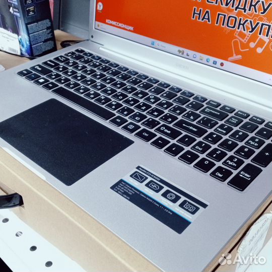 Ноутбук офисник свежий. SSD128 8ozu. Кгн65