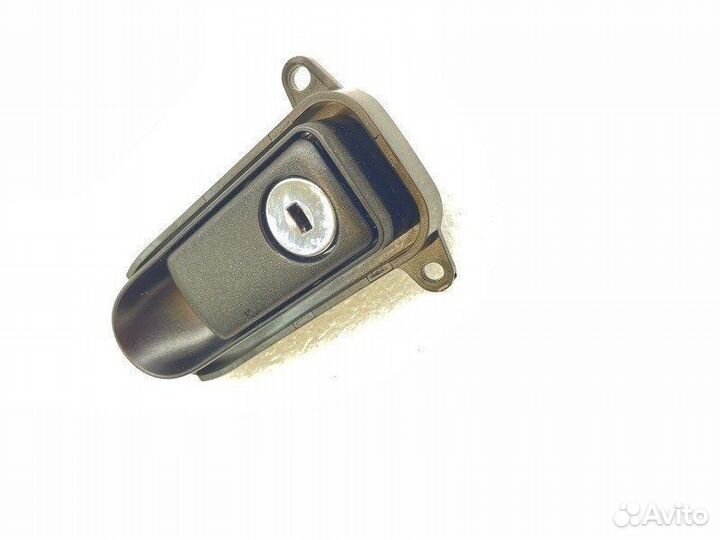 Кнопка открывания бардачка Mercedes-Benz Glc-Class