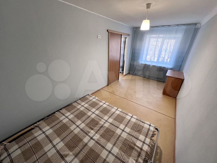 2-к. квартира, 43 м², 2/5 эт.