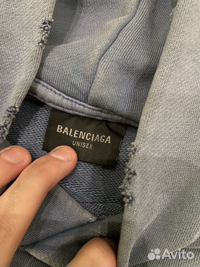 Balenciaga be kind худи