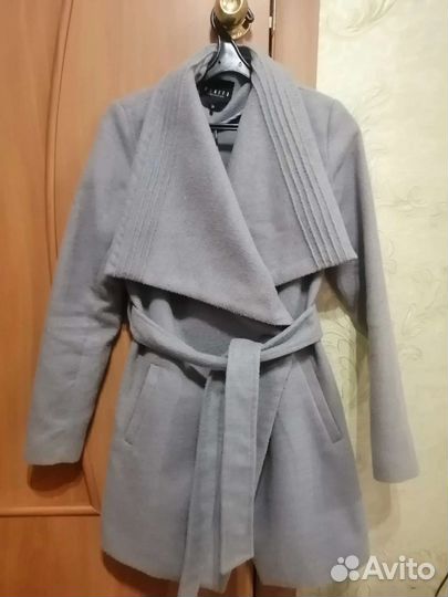 Пальто женское 42 44 осень