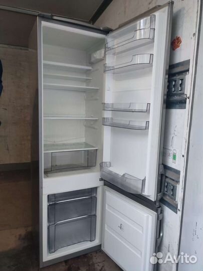 Gorenje холодильник