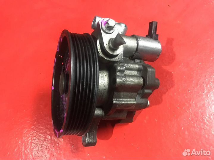 Насос гур Mercedes-Benz E-Class W212 1.8