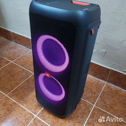 Музыкальная колонка jbl partybox 300