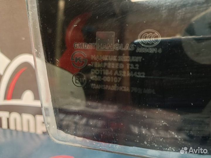 Стекло двери заднее левое Chevrolet Lacetti 2005