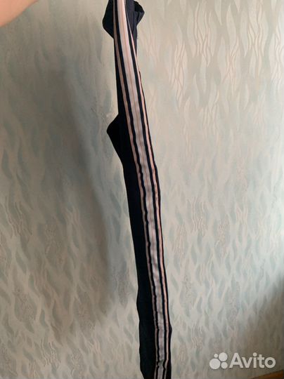 Продаю красивый, стильный спортивный костюм 3 в 1