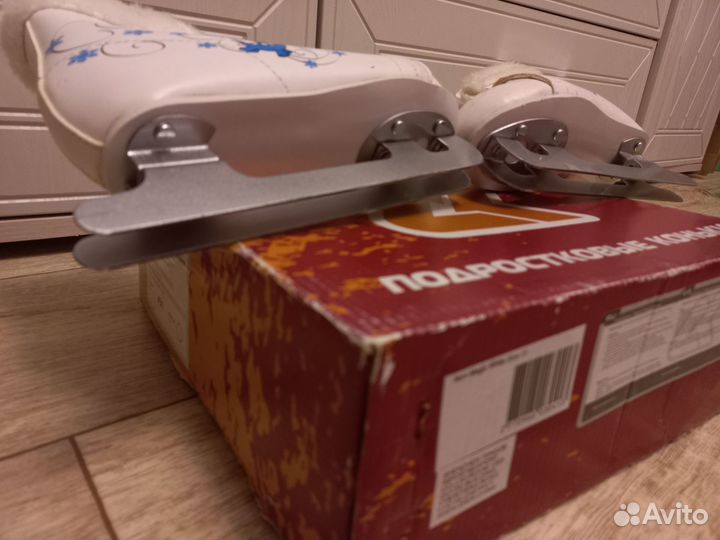 Детские коньки,31 размер