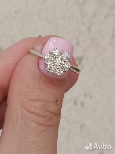 Золотое кольцо с бриллиантами