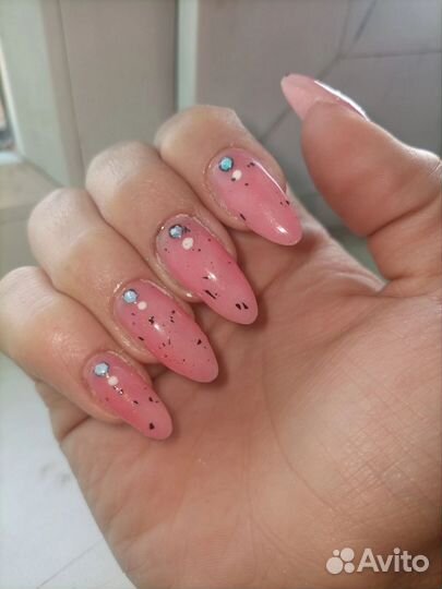 Маникюр на дому