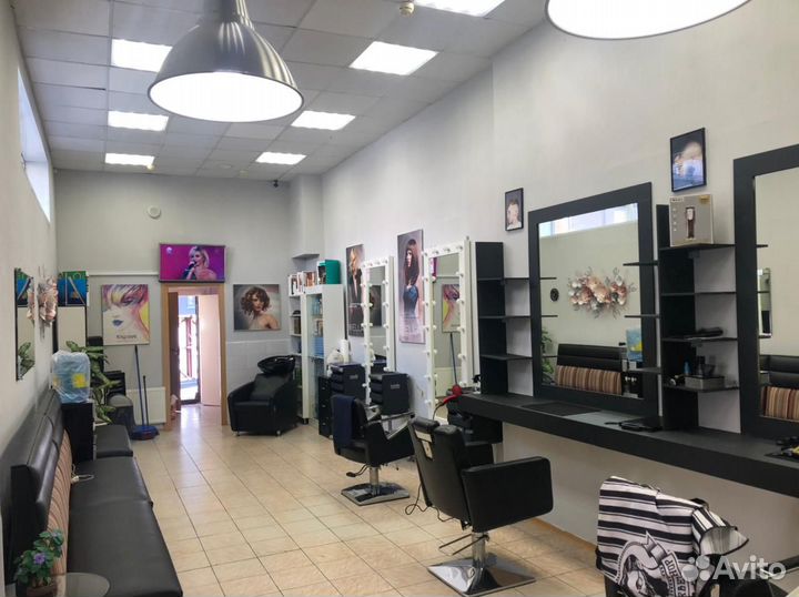 Женский парикмахер или универсал