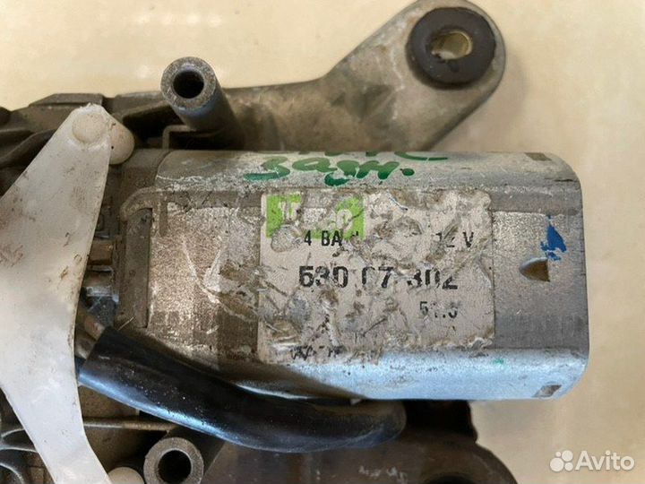 Моторчик стеклоочистителя задний Honda Civic D14A2