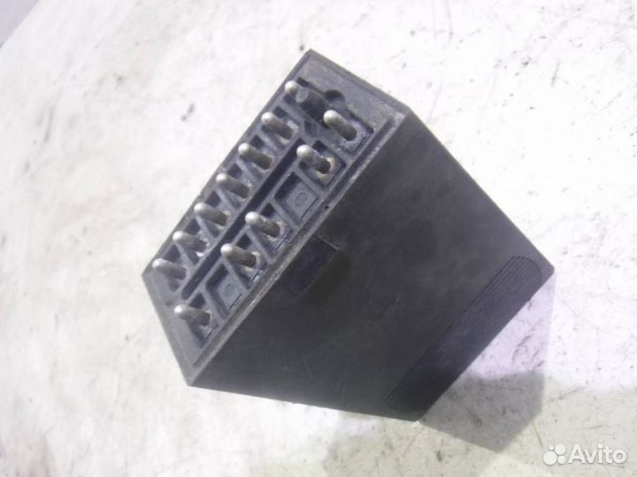 Реле Мерседес W124 E