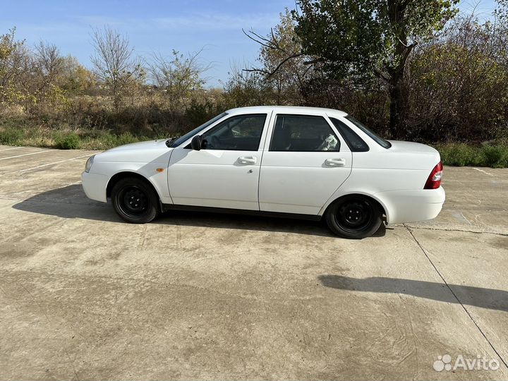 LADA Priora 1.6 МТ, 2011, 307 323 км