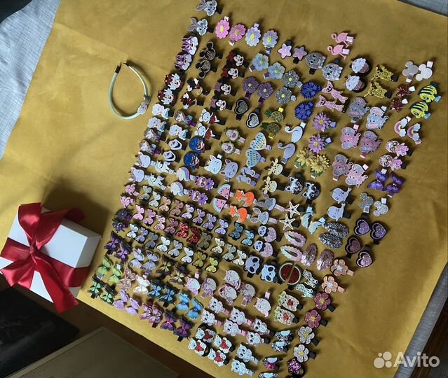 Заколки и резинки ручной работы в коробочке,5 пар