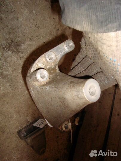 Кронштейн раздаточной коробки W463 A4632850402