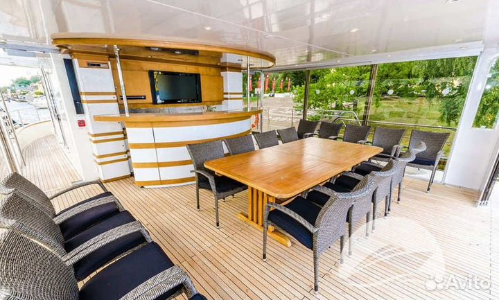 Аренда премиум яхты-катамарана до 20 человек