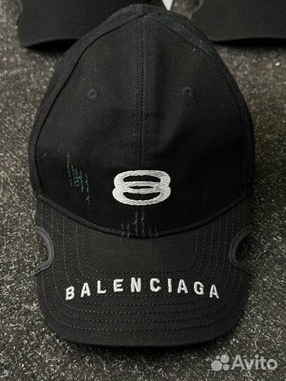 Бейсболки Balenciaga