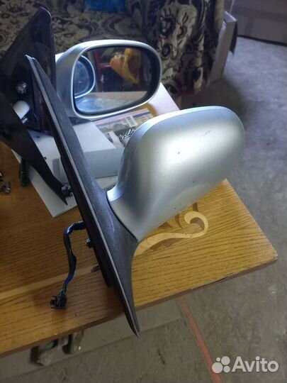 Зеркало правое,левое,nissan almera classic