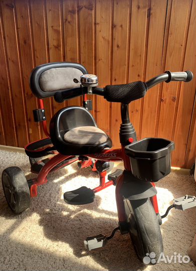 Трехколесный велосипед