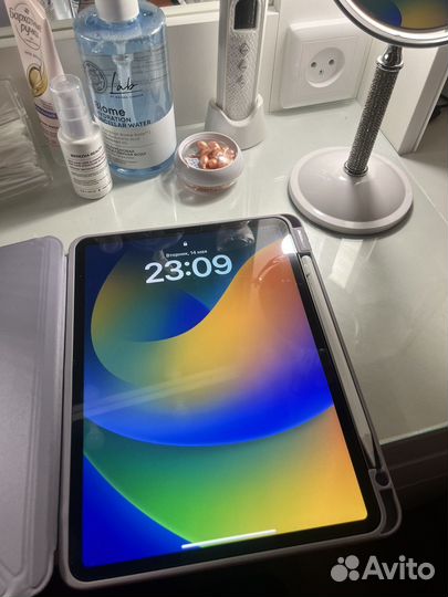 Продам iPad 11 Pro