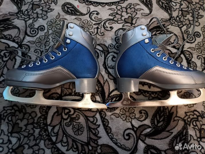 Коньки фигурные