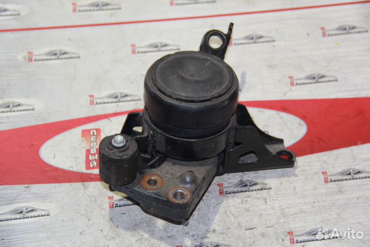 Подушка двс право c Toyota Corolla Axio NZE161 1NZ