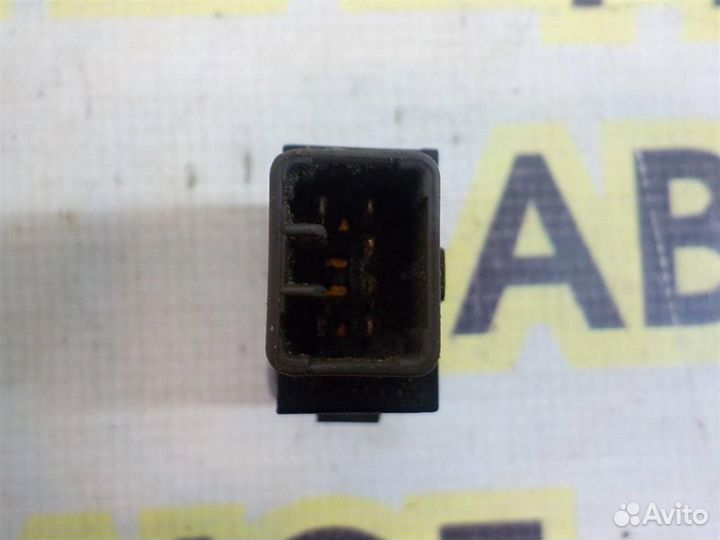 Кнопка обогрева переднего стекла Hyundai Tucson