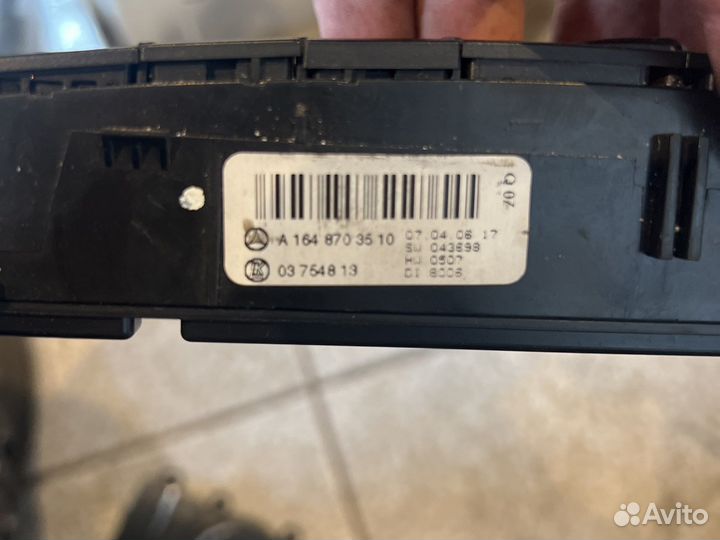 Блок кнопок центральной концоли Мерседес w164