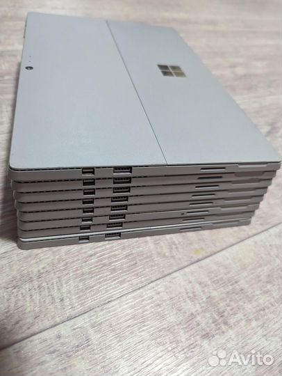 Microsoft Surface Pro 4 i5-6300U 8gb 256gb