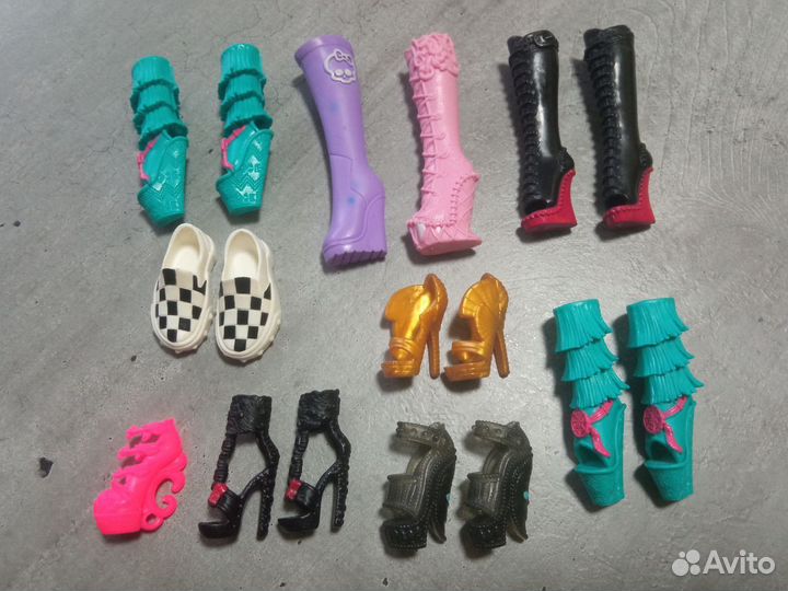 Аксессуары, одежда, обувь для кукол Монстер Хай