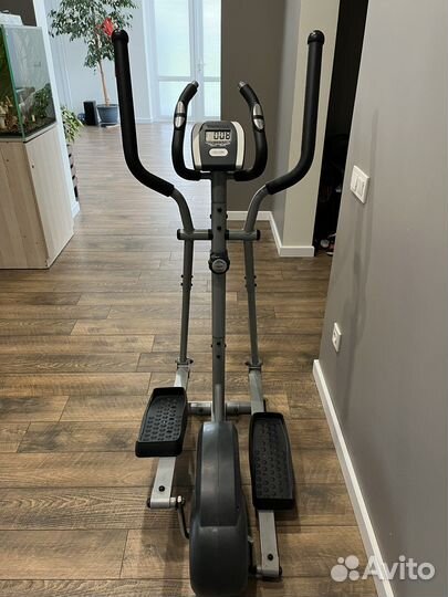Эллиптический тренажер torneo