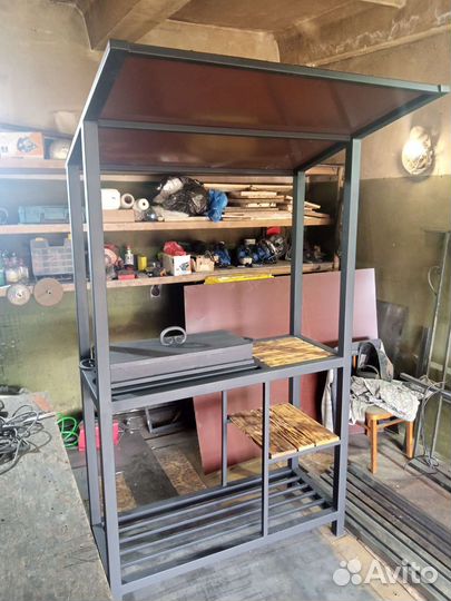 Мангал с крышей