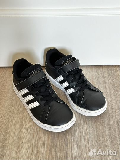 Кроссовки Adidas детские 32