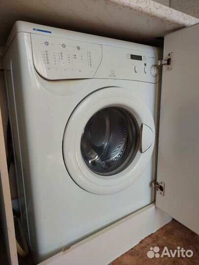 Стиральная машина indesit