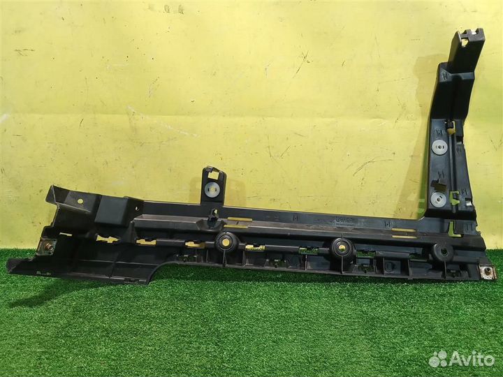 Кронштейн заднего бампера правый Land Rover Range