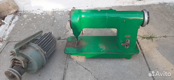 Швейная Машика с Электродвигателем Б\У