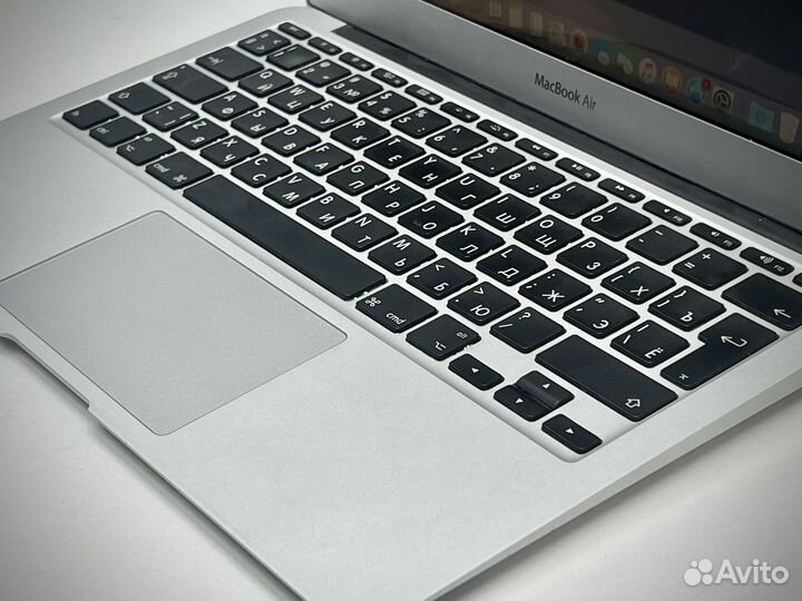 MacBook Air 11 Core i5 SSD Металл