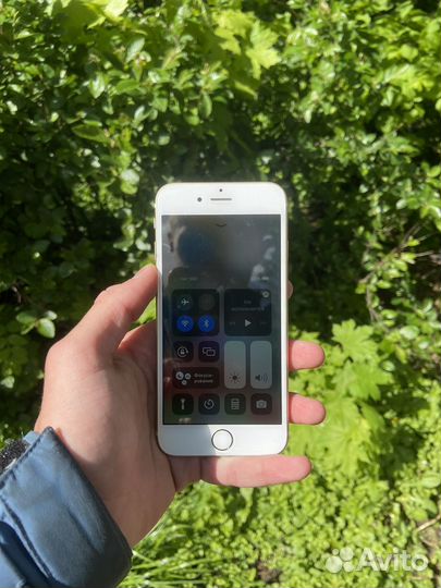 iPhone 6S, 32 ГБ