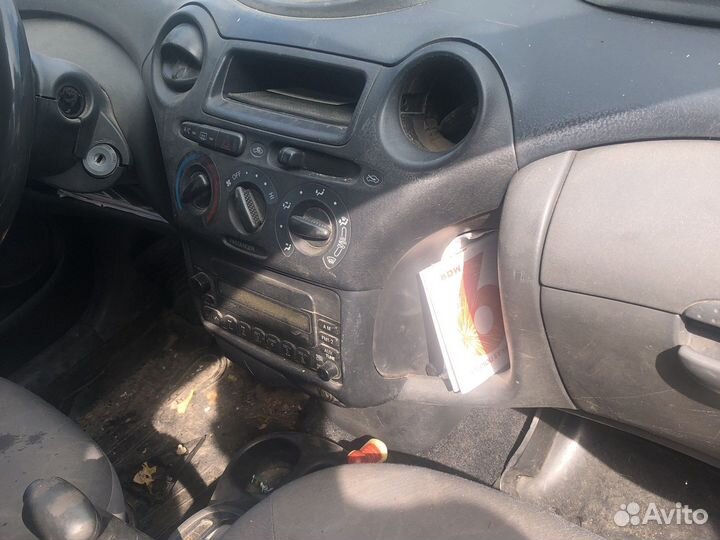 Toyota echo / Platz,По запчастям Toyota эхо