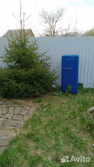 Ретро холодильник smeg