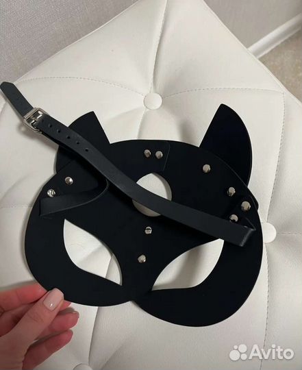 Маска кожаная