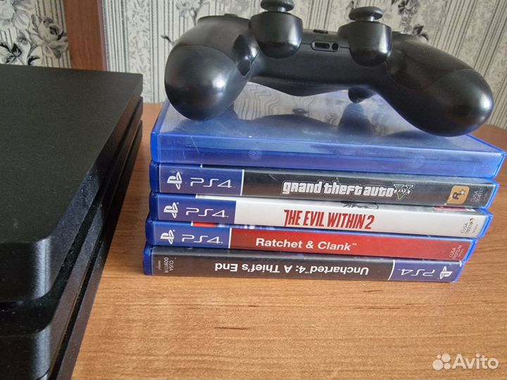 Sony playstation 4 PS4 pro 1tb с играми
