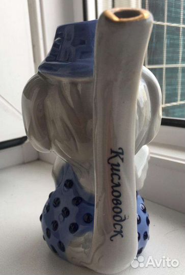 Фарфоровая бюветница 