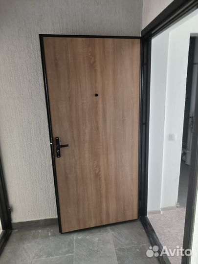 Дверь входная металлическая