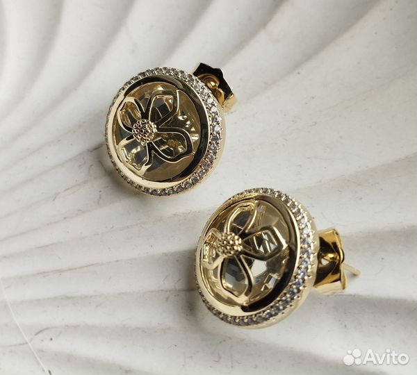 Серьги гвоздики